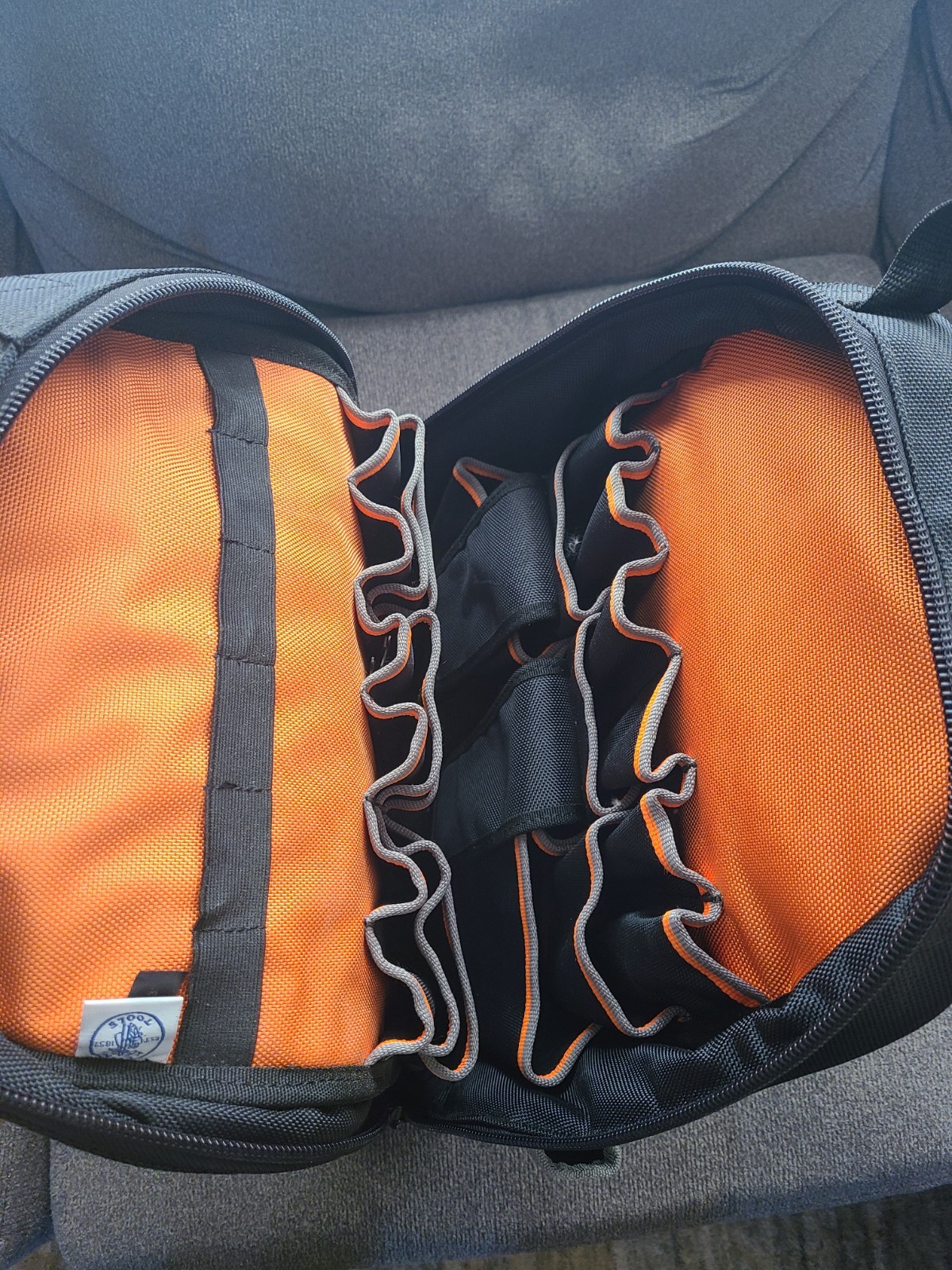 TRADESMAN 55421BP-14 Tool Bag Orange Black Back Pack Electrician Plumber T2