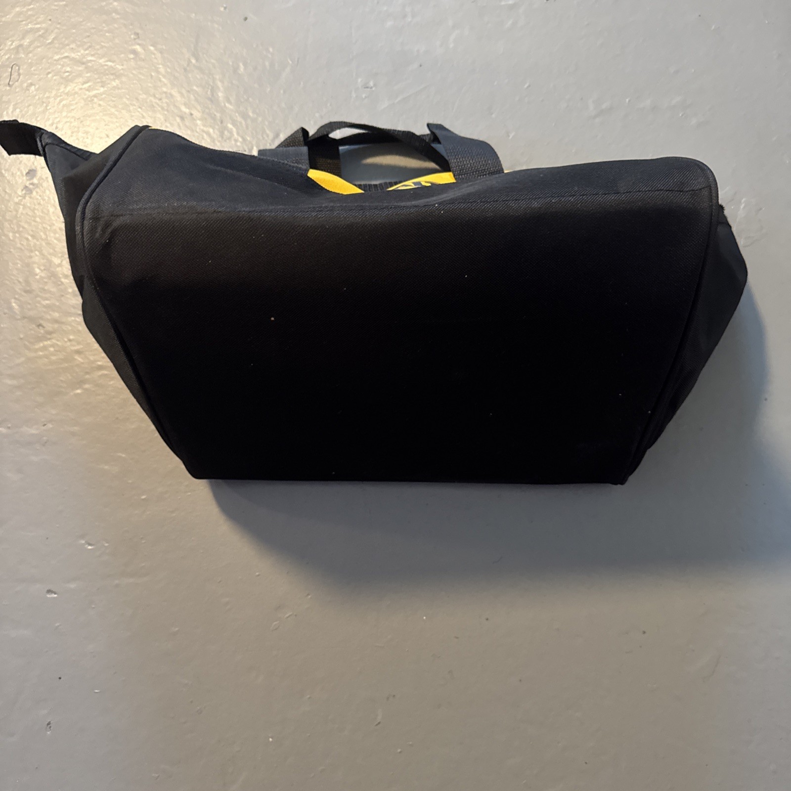 New Dewalt Heavy Duty Ballistic Nylon 13″ Tool Bag ( 1 ). (13” x 10” x 10”)