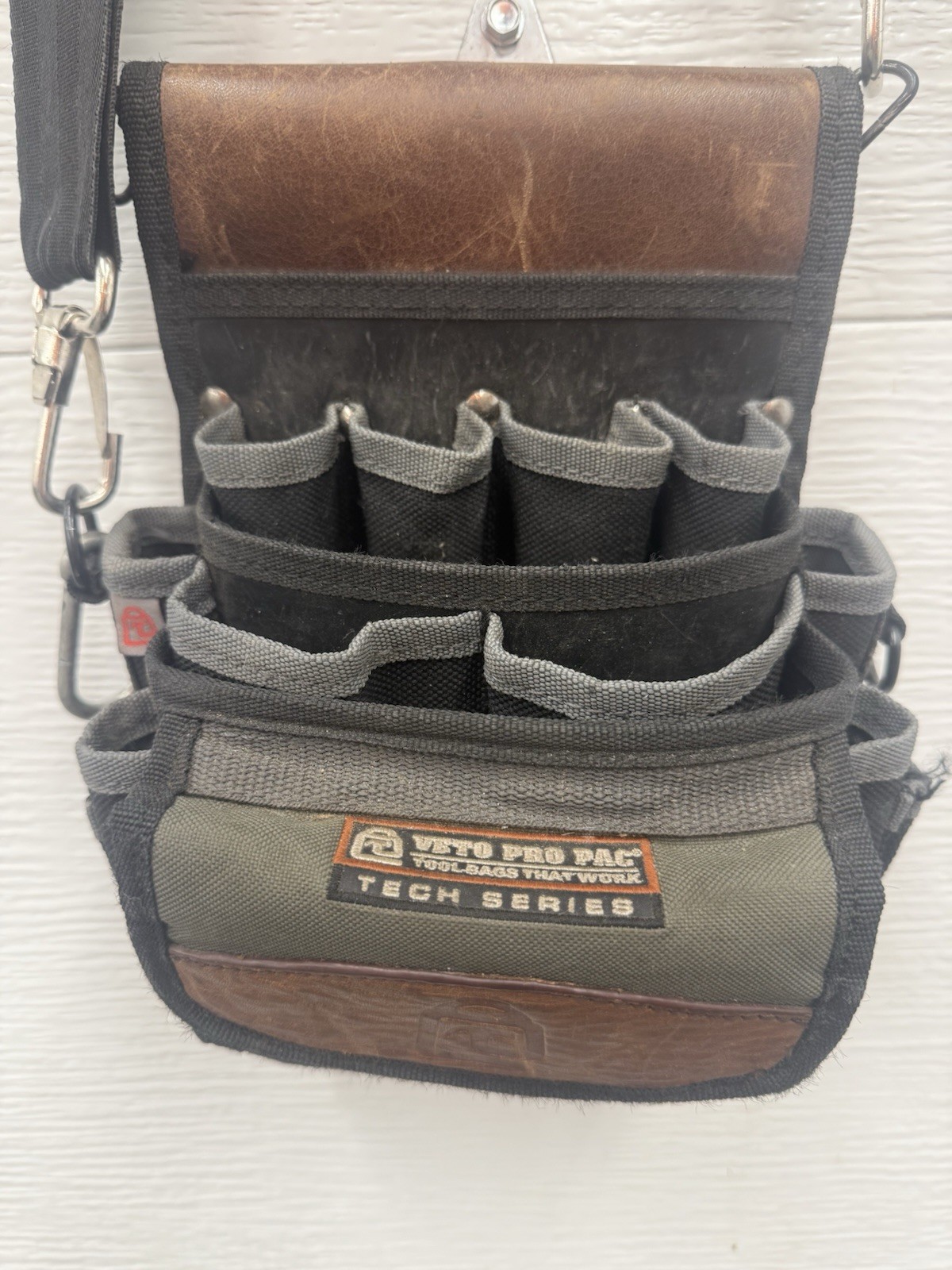 Veto Pro Pac Tech Series TP4 W/ Klein Shoulder Strap & Maxpedition Tool Pouch