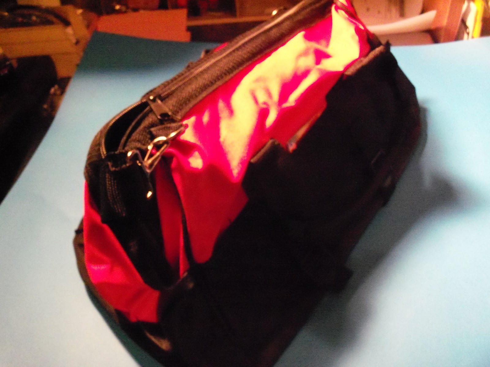 16” X 11 1/2″ X 9″ Large Heavy Duty Tool Bag w/ Hard Bottom 23 POCKETS RED & BK
