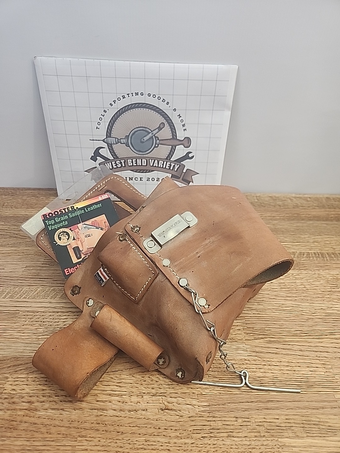 ROOSTER LEATHER NAIL & TOOL BAG R-525