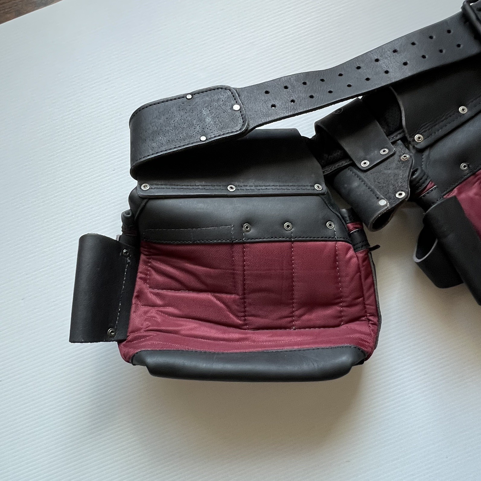 NEW Trutech Heavy Duty Leather & Nylon Tool Belt, Maroon & Black , TT-1650-R