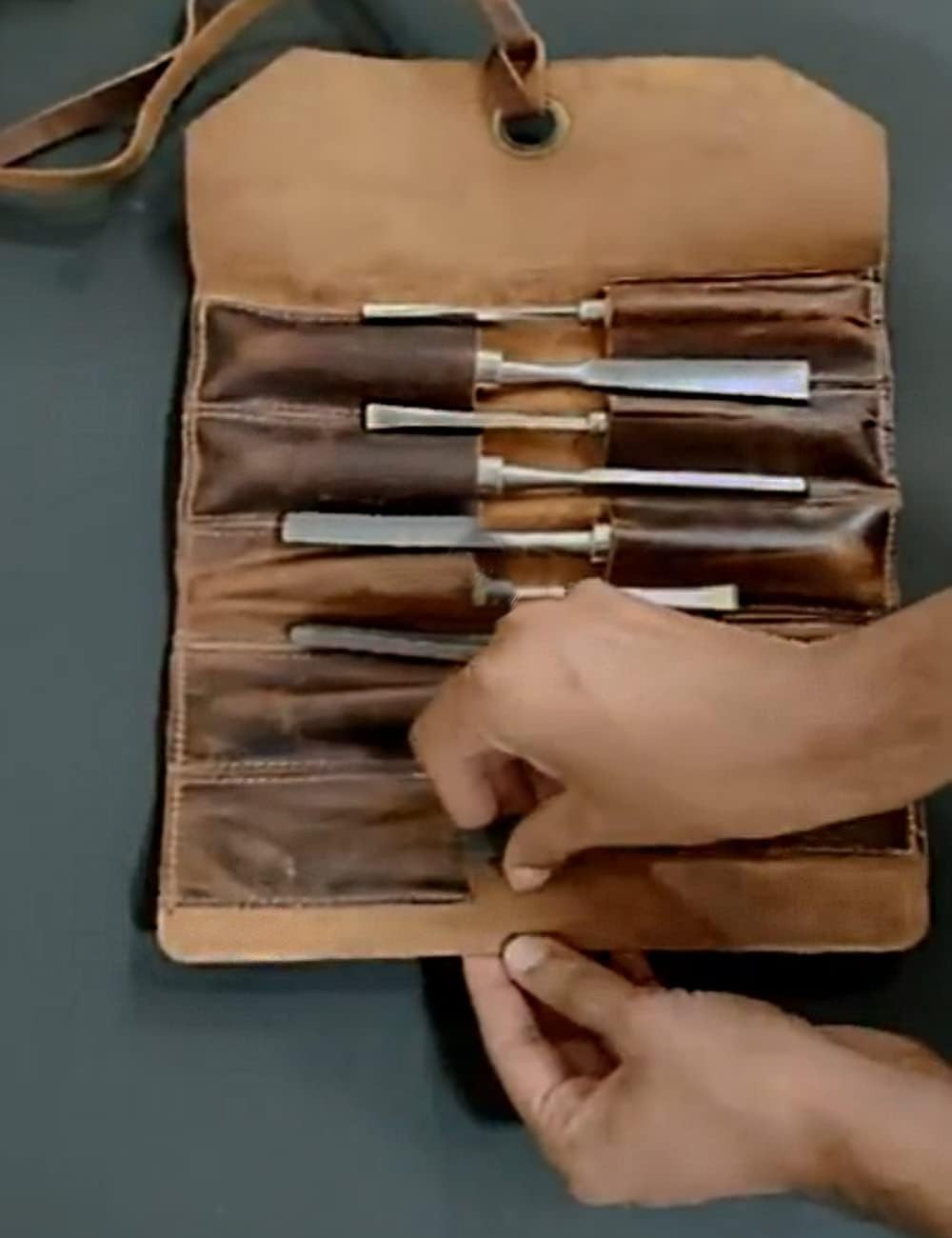 Perfect Father’s Day Gift: Leather Tool Roll Organizer