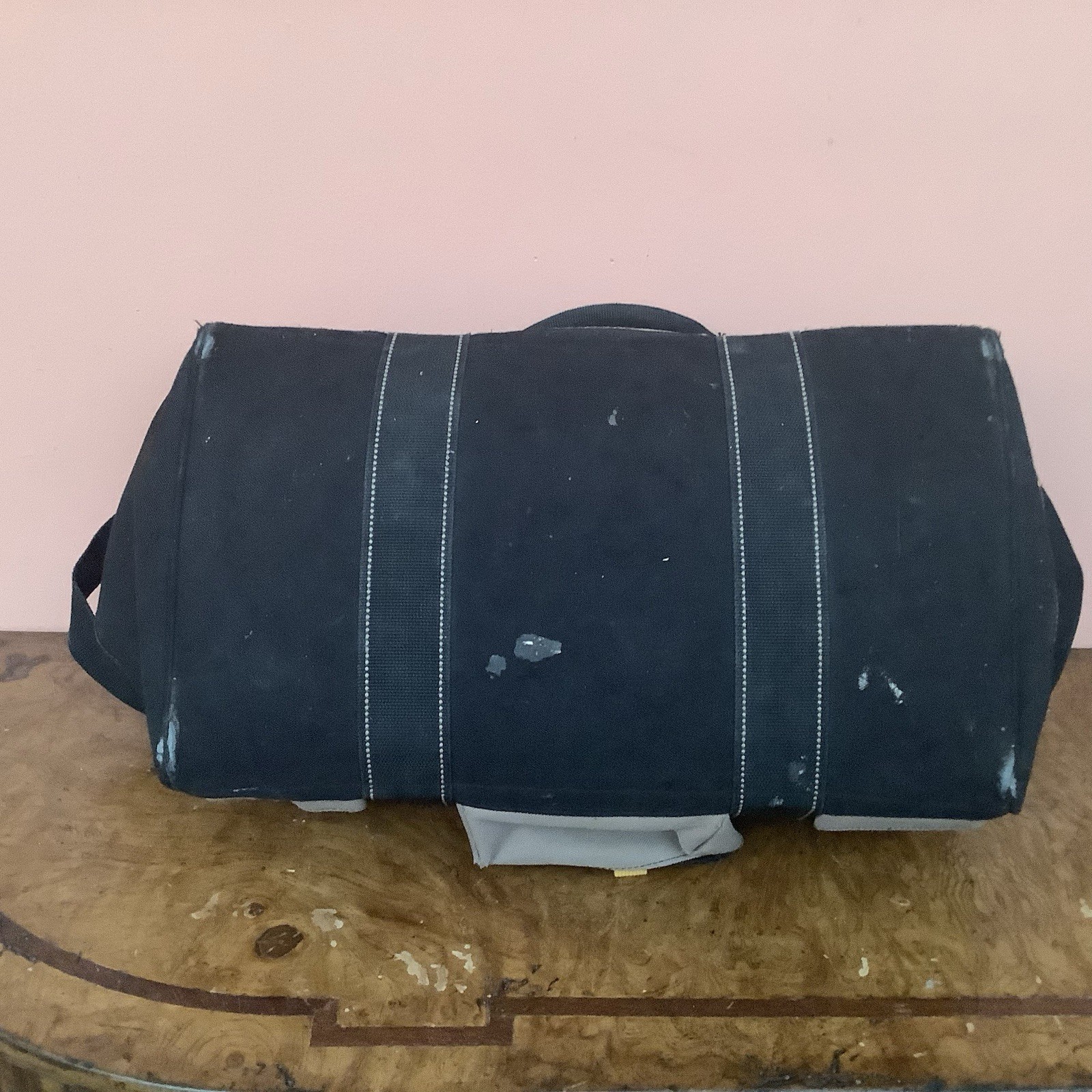CLC 20 in. X 12 in. Polyester Tool Bag 20 Pockets Zip Closure Black -Read