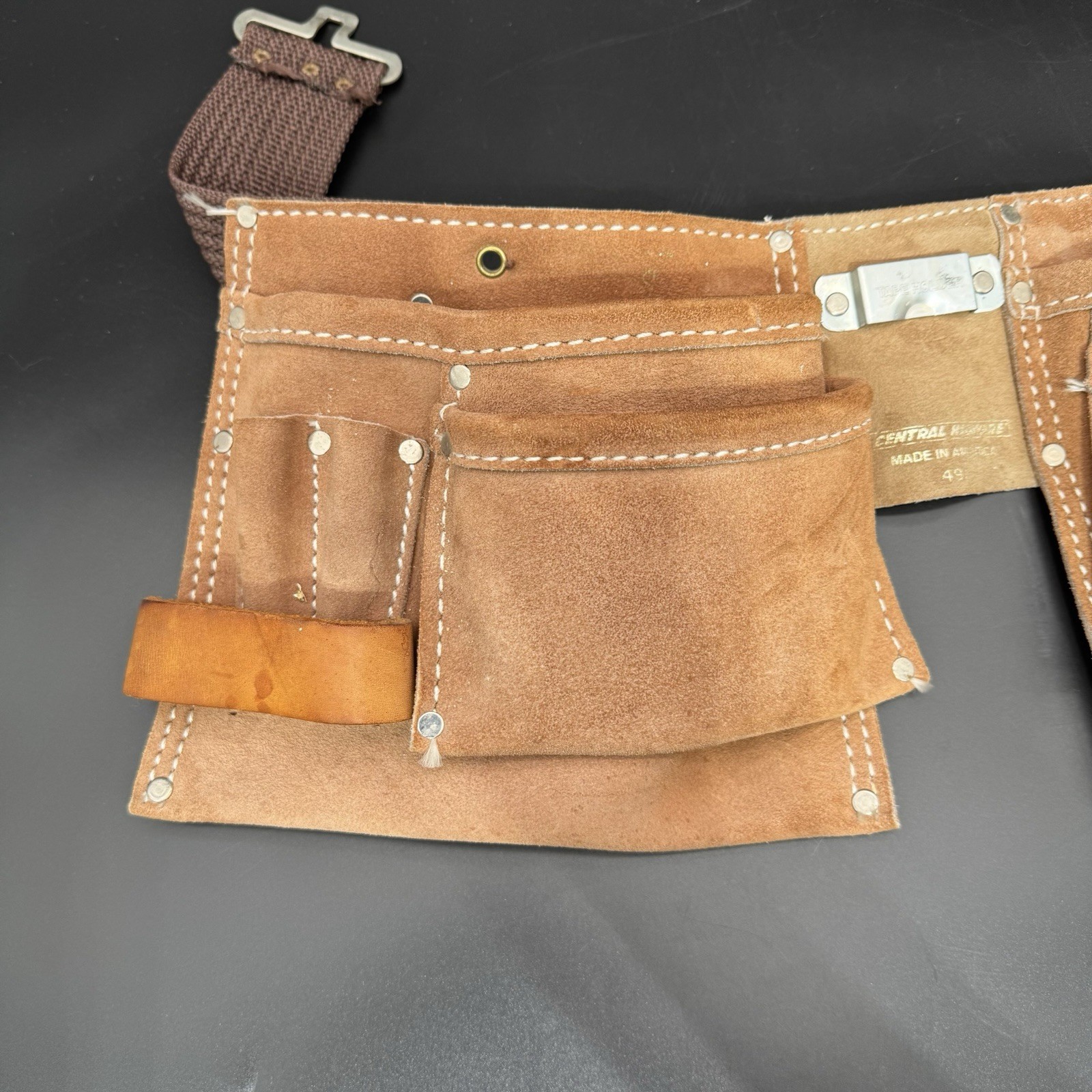 Multi Pocket Leather Tool Belt Locking Adjustable Waist Belt Central Hardware
