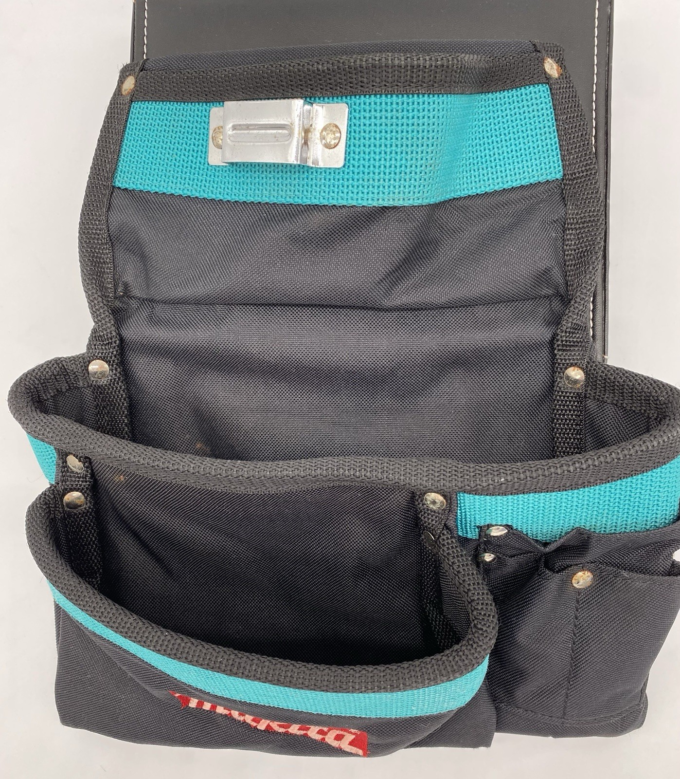 Premium Makita Heavy DutyTool Pouch (No Belt) w/ metal tool Hanger, Teal/Black
