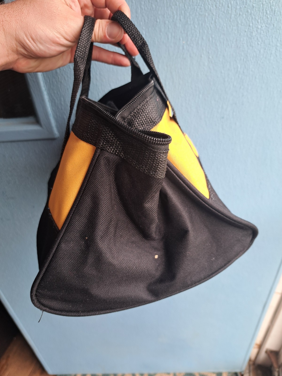 DEWALT 11″ X 8″ X 7″ Heavy Duty Nylon Small Tool Bag Tote Carrying Case #13