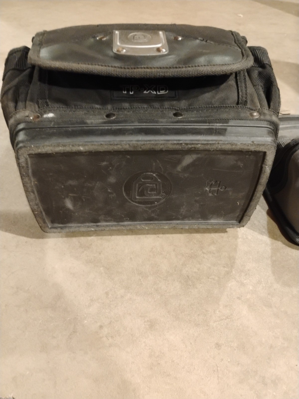 Veto Pro Pac TP-XD Blackout Tool Bag With V-swap Panels Tape Strap Excellent