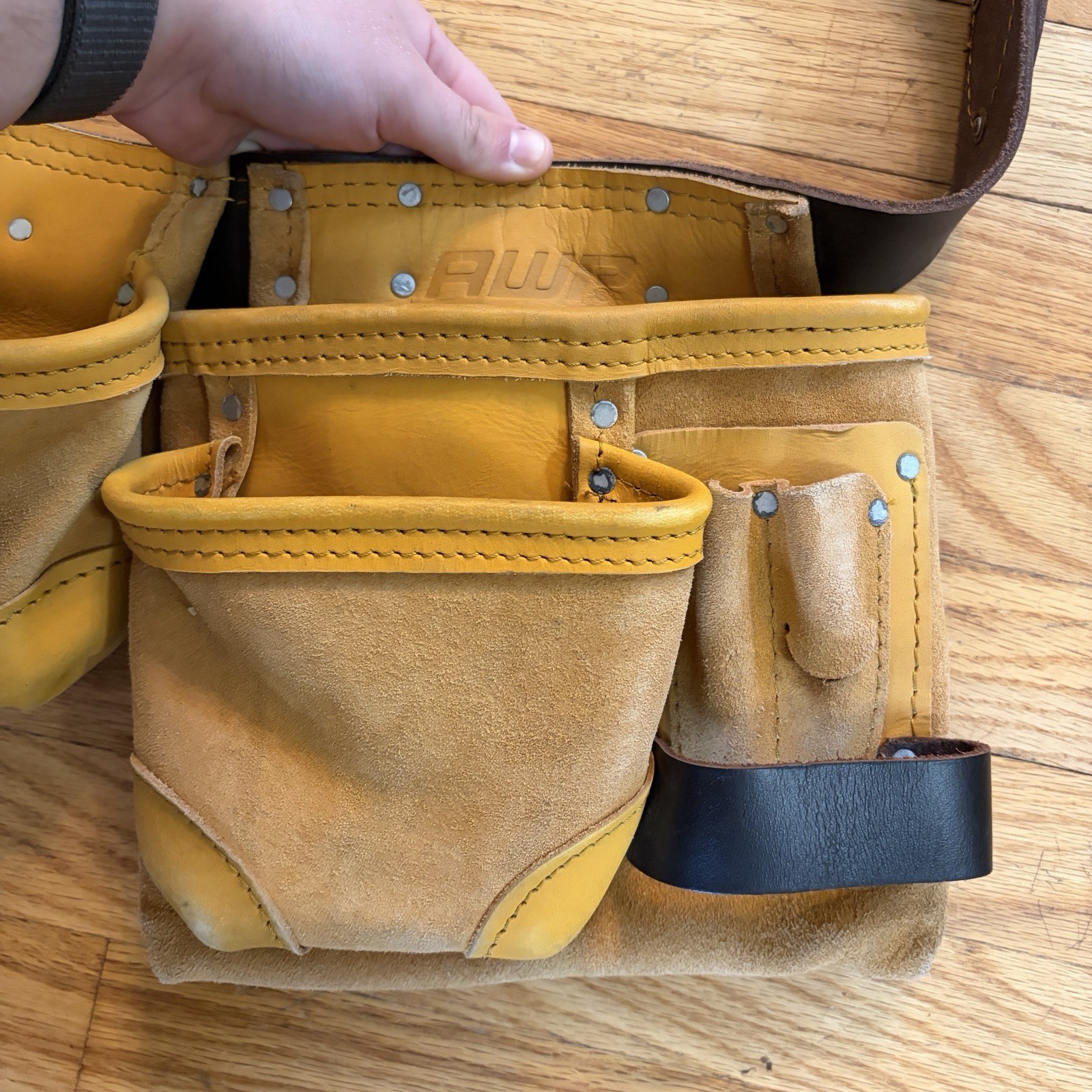 AWP Heavy Duty Wheat Leather Tool Belt Pouch Construction Carpenter