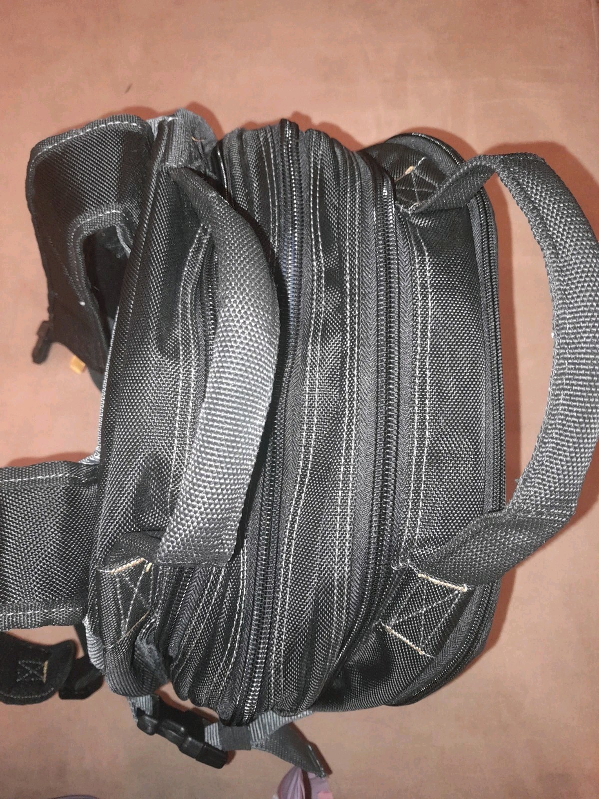 CLC Black Work Gear Leathercraft 1132 75-Pocket Tool Backpack New without Tag