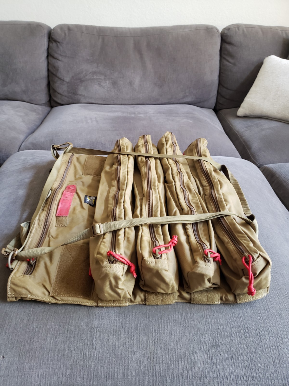 Atlas 46 Yorktrown Large Tool Roll 4 Pouch – Coyote Tan 23″ x 19″ – BRAND NEW!
