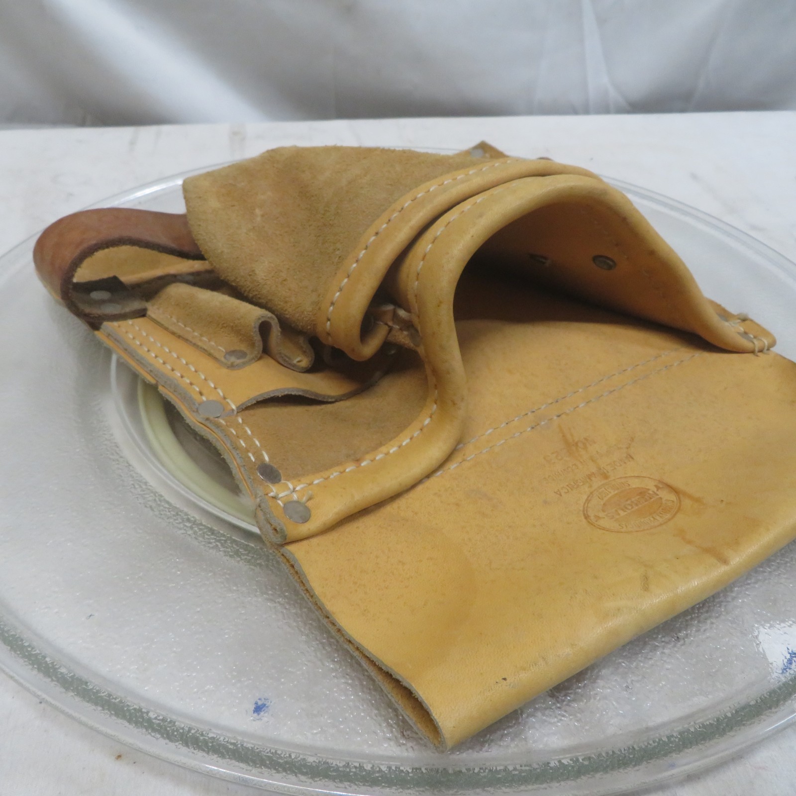 Vintage McGuire-Nicholas No. 823 Tan Cowhide Leather Nail Tool Belt Pouch