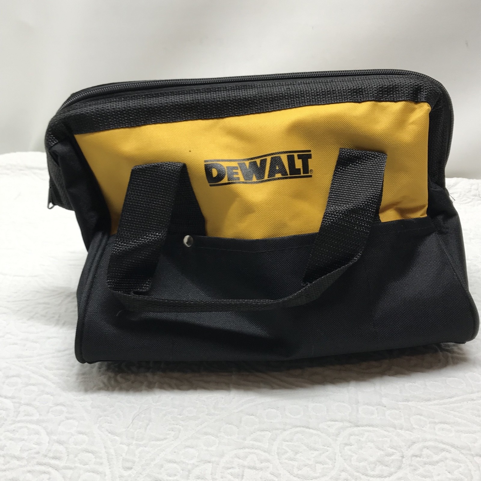 New Dewalt Heavy Duty Ballistic Nylon 13″ Tool Bag Construction 13x10x10 Inch