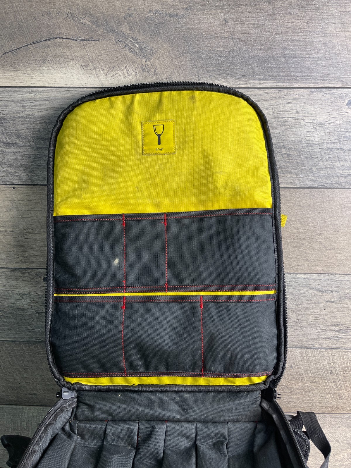 Purdy 14S250000 Tool Backpack Black Unisex Zip Outer Pocket Sleeve Shoulder