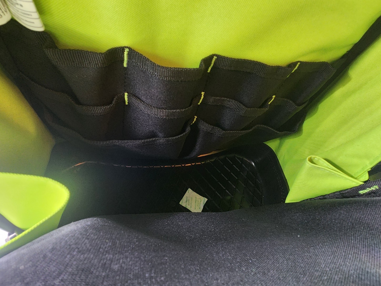 Heavy-Duty Tool Backpack: Organizing 23 Tools with Ease – Waterproof & Durable