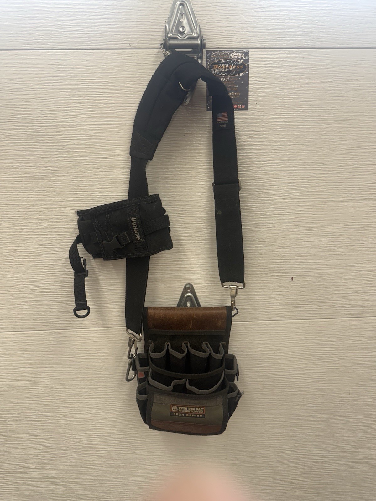 Veto Pro Pac Tech Series TP4 W/ Klein Shoulder Strap & Maxpedition Tool Pouch