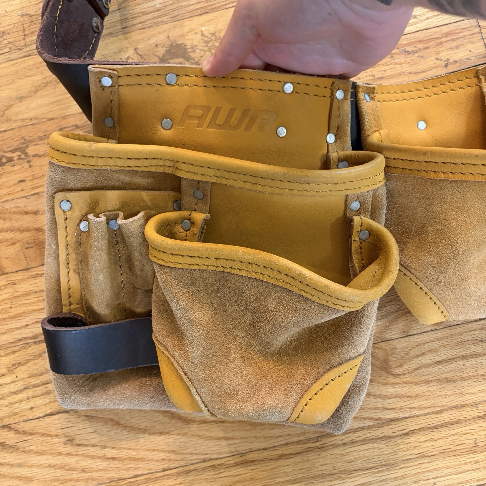 AWP Heavy Duty Wheat Leather Tool Belt Pouch Construction Carpenter