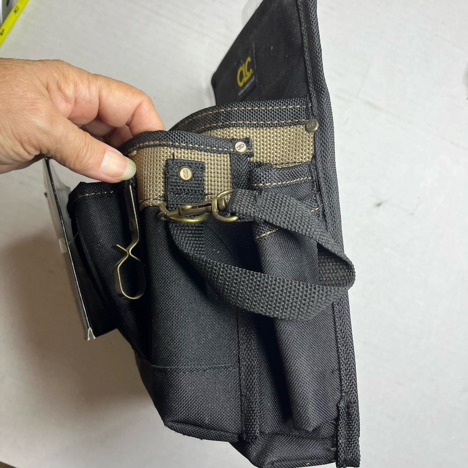 CLC 1505 3.5 in. W X 11 in. H Polyester Electrician’s Pouch 10 pocket Black/Tan
