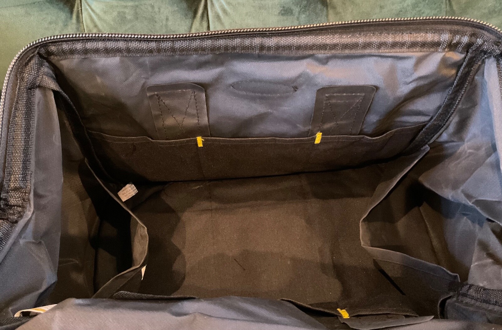 Voyager 15” Tool Bag 14 Pockets Portable Black Polyester Zipper New NOS NWT