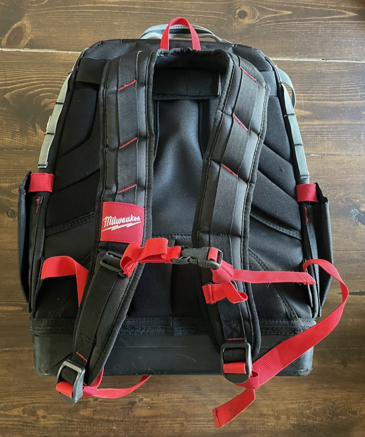 Milwaukee Tool 48-22-8201 Ultimate Jobsite Backpack