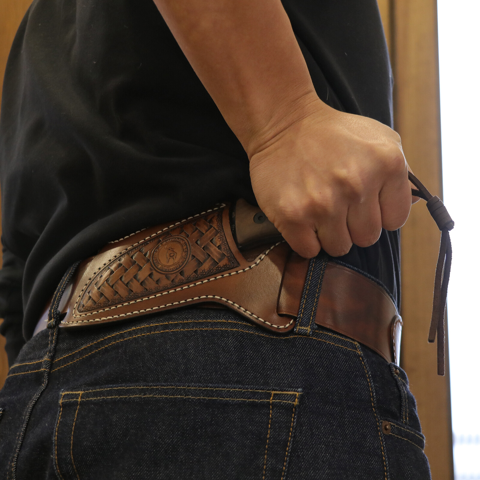 Leather Pancake Design Fixed Blade Knife Sheath Belt Hold Pouch EDC Knives Cover