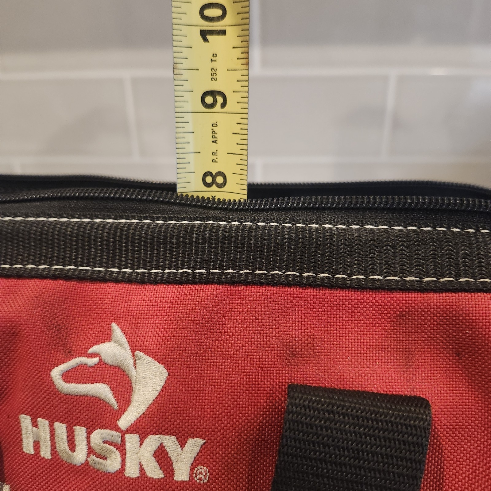 Husky • Home Depot – 11 in SMALL TOOL BAG with Zipper – Pre Owned