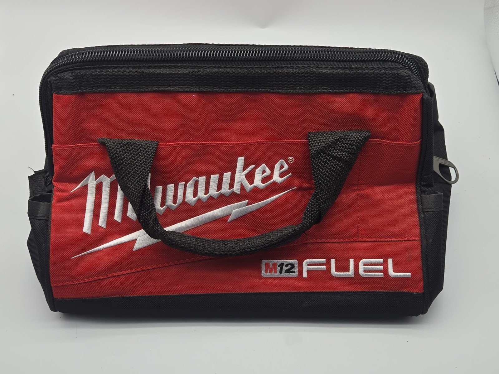 Milwaukee FUEL M12 13″ Heavy Duty Contractors Tool Bag M18 13″ x 9″ x 10″