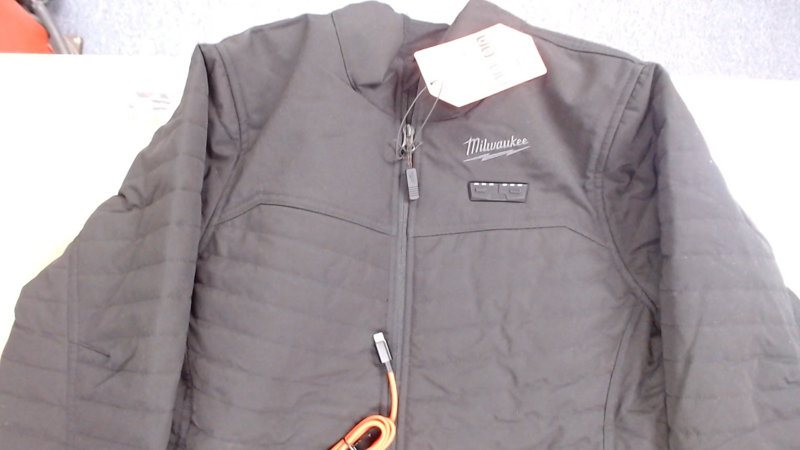 Milwaukee F102B-21L Women’s Heated Black AXIS LARGE Jacket Kit
