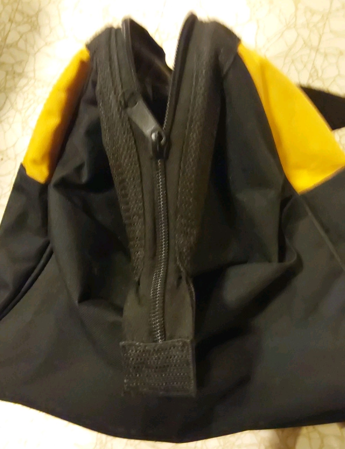 Dewalt DCK019 Tool Bag Heavy Duty Ballistic Nylon 19” x 12″ x11″ w 6 pockets