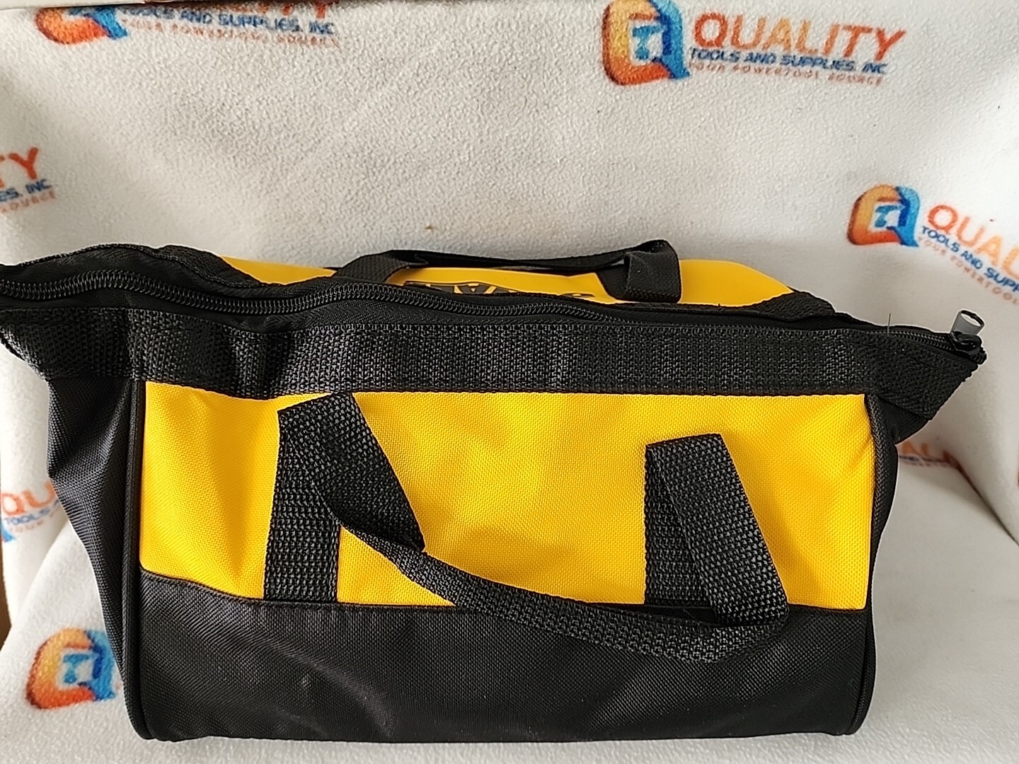 DeWalt 11″x9″x7″ Small Tool Bag Canvas Carrying Bag – N261499