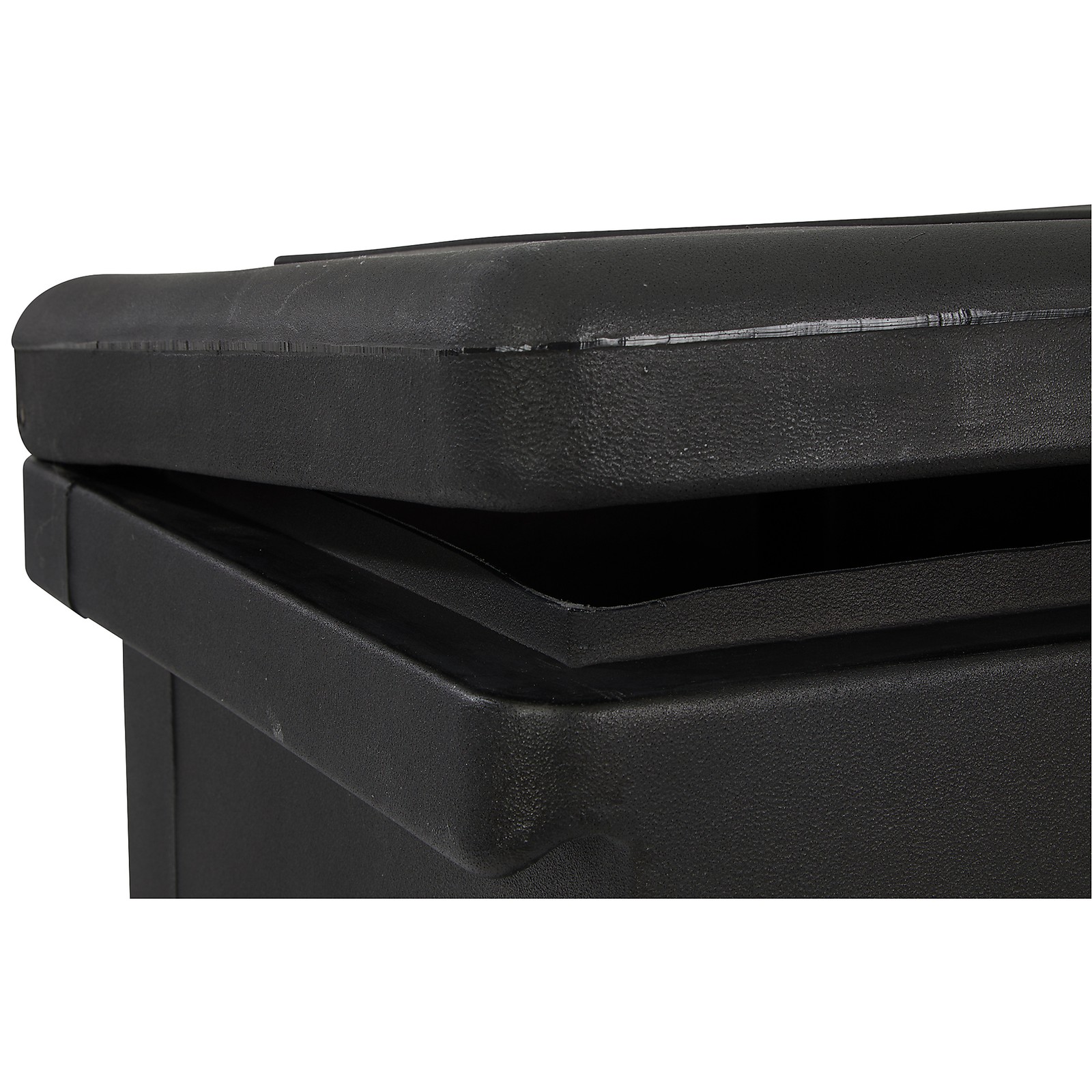 Northern Tool + Equipment 32in. Polyethylene All-Purpose Chest, Black