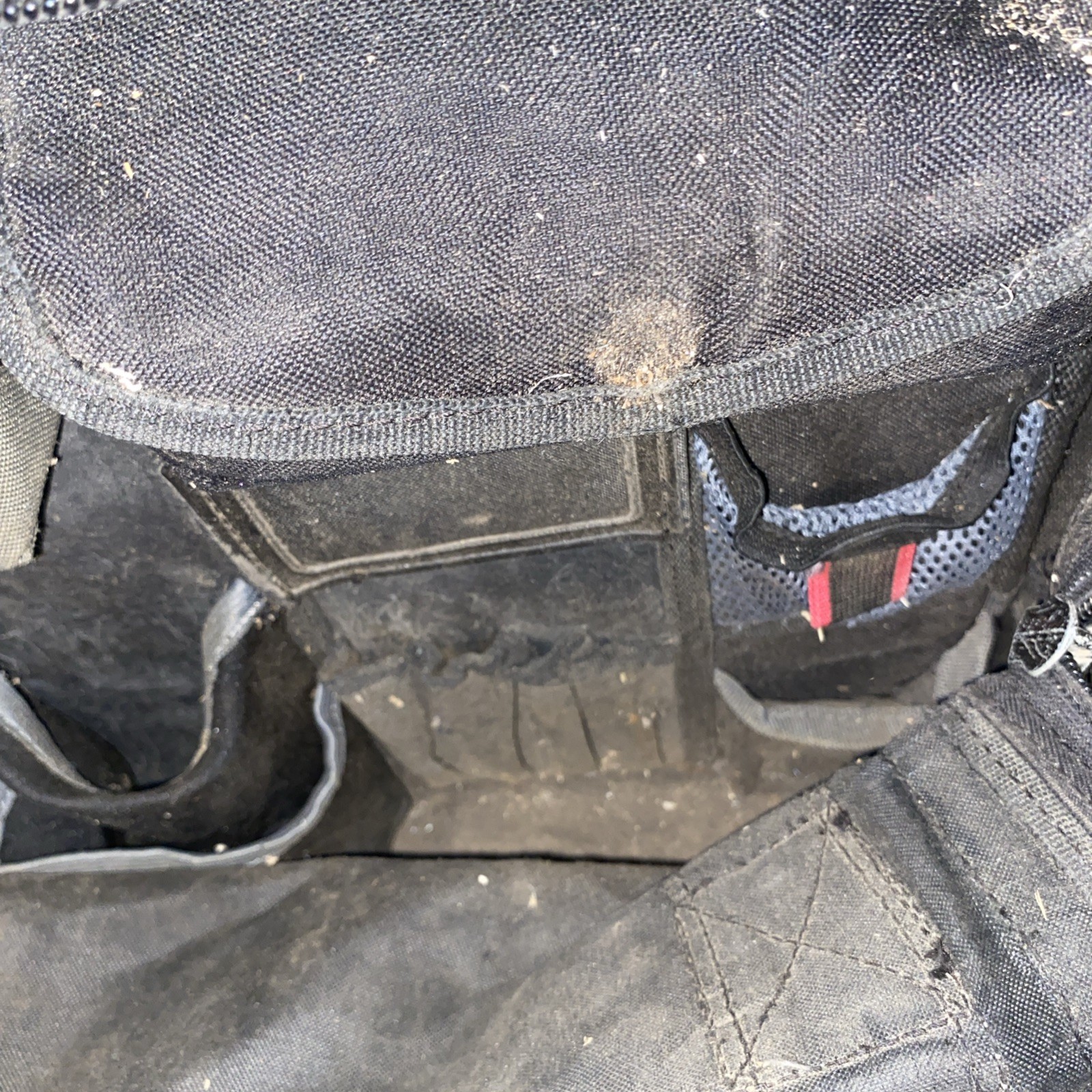 VETO PRO PAC LT ,looks Rough Missing Straps AS IS For Parts,READ