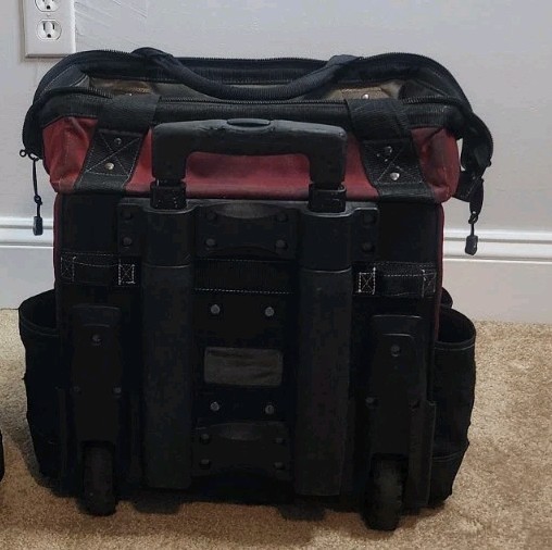 Husky HD65018-TH 18 Pockets Telescoping Handle Rolling Tool Bag