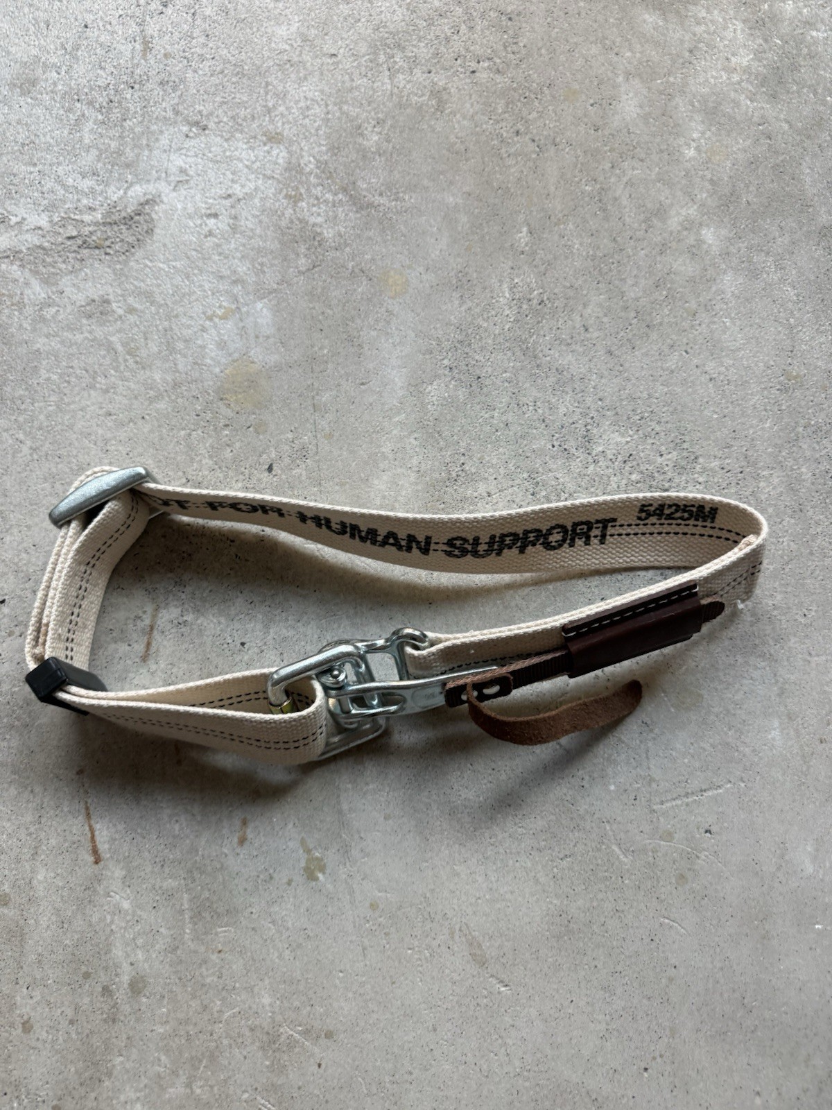 Klein Tools 5425M Tool Belt with Quick-Release Buckle, Cotton/Polyester Blend