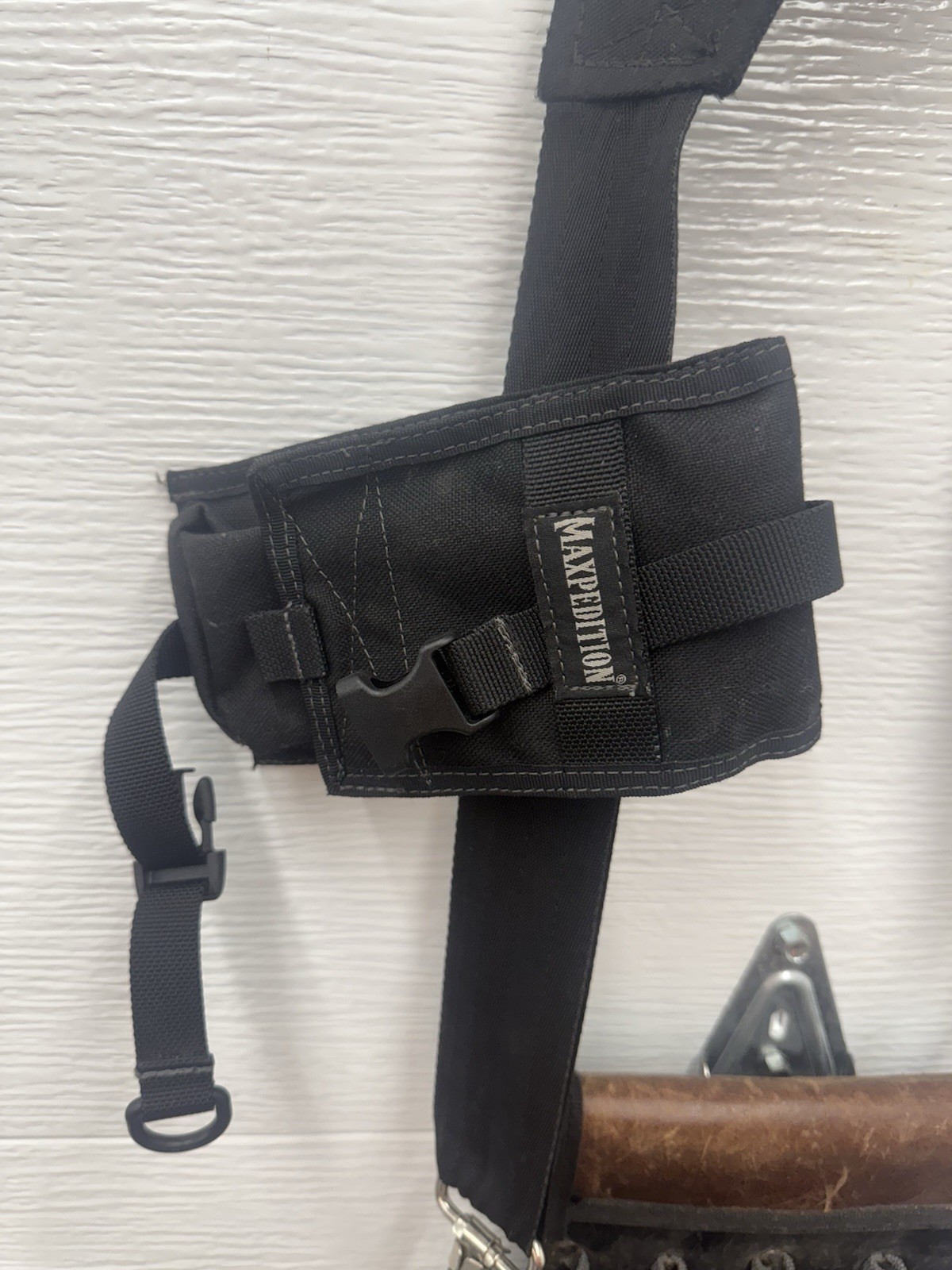 Veto Pro Pac Tech Series TP4 W/ Klein Shoulder Strap & Maxpedition Tool Pouch