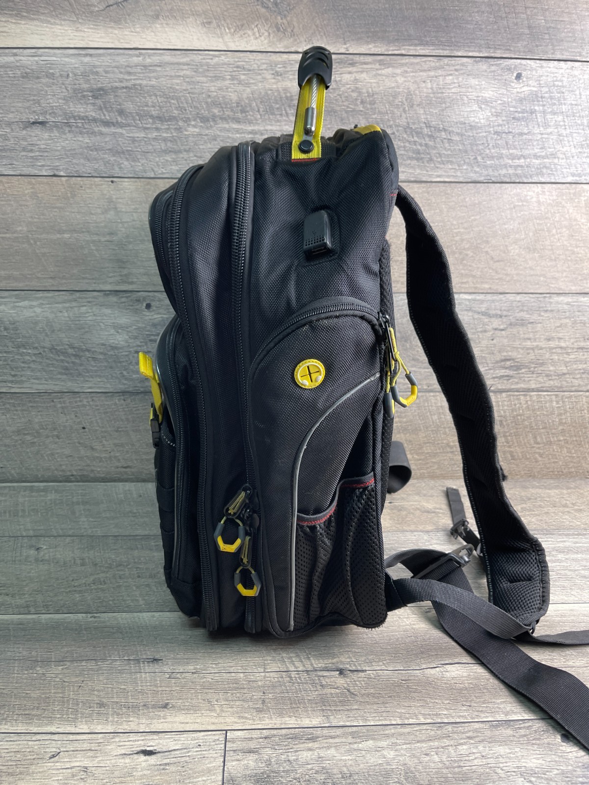 Purdy 14S250000 Tool Backpack Black Unisex Zip Outer Pocket Sleeve Shoulder