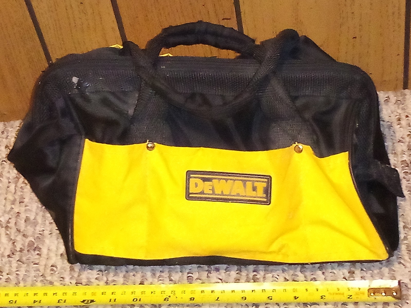 DEWALT 18″ Heavy Duty Contractor Tool Bag