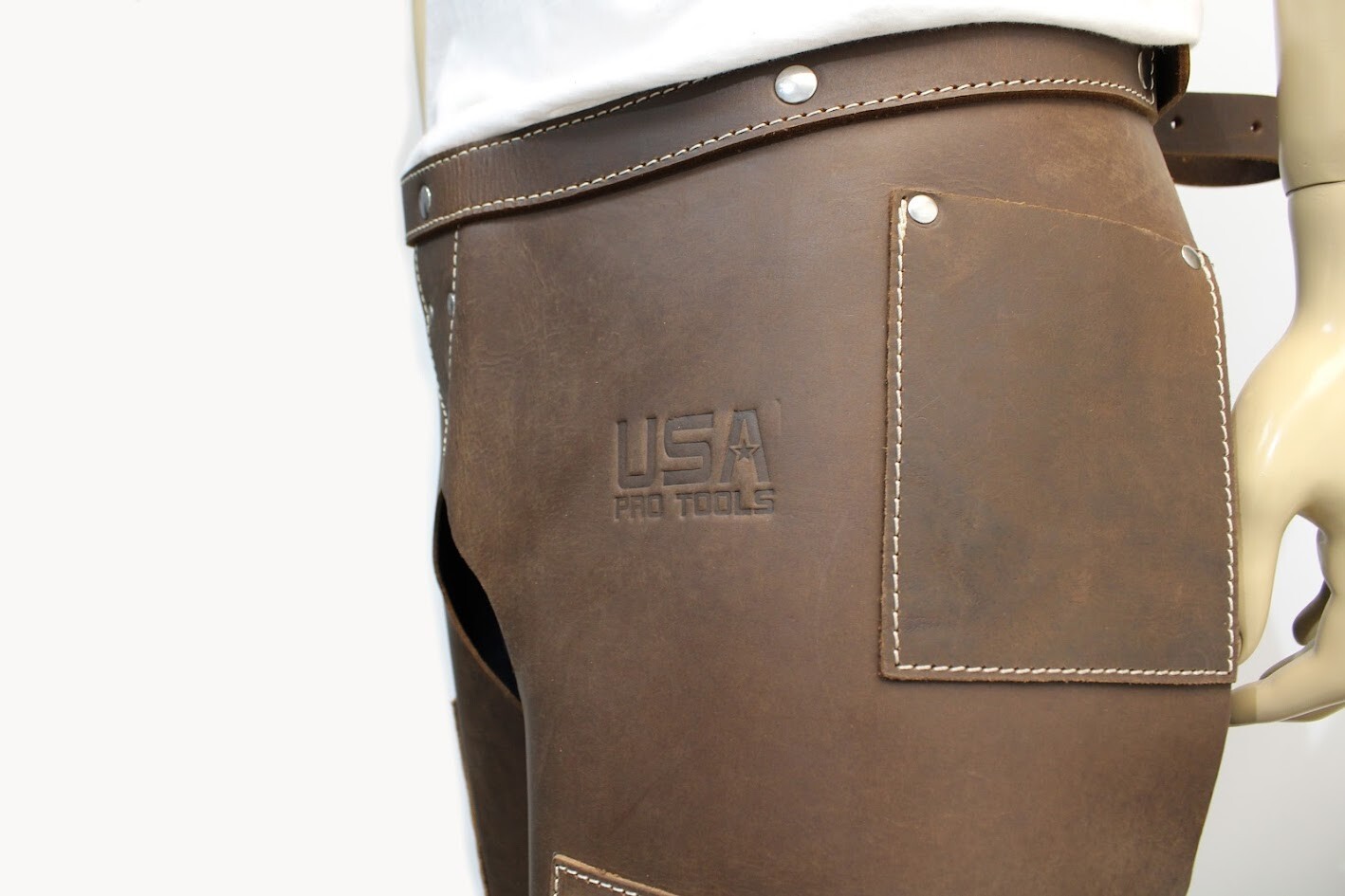Leather chap for construction. Oil tan color(SST 1244)