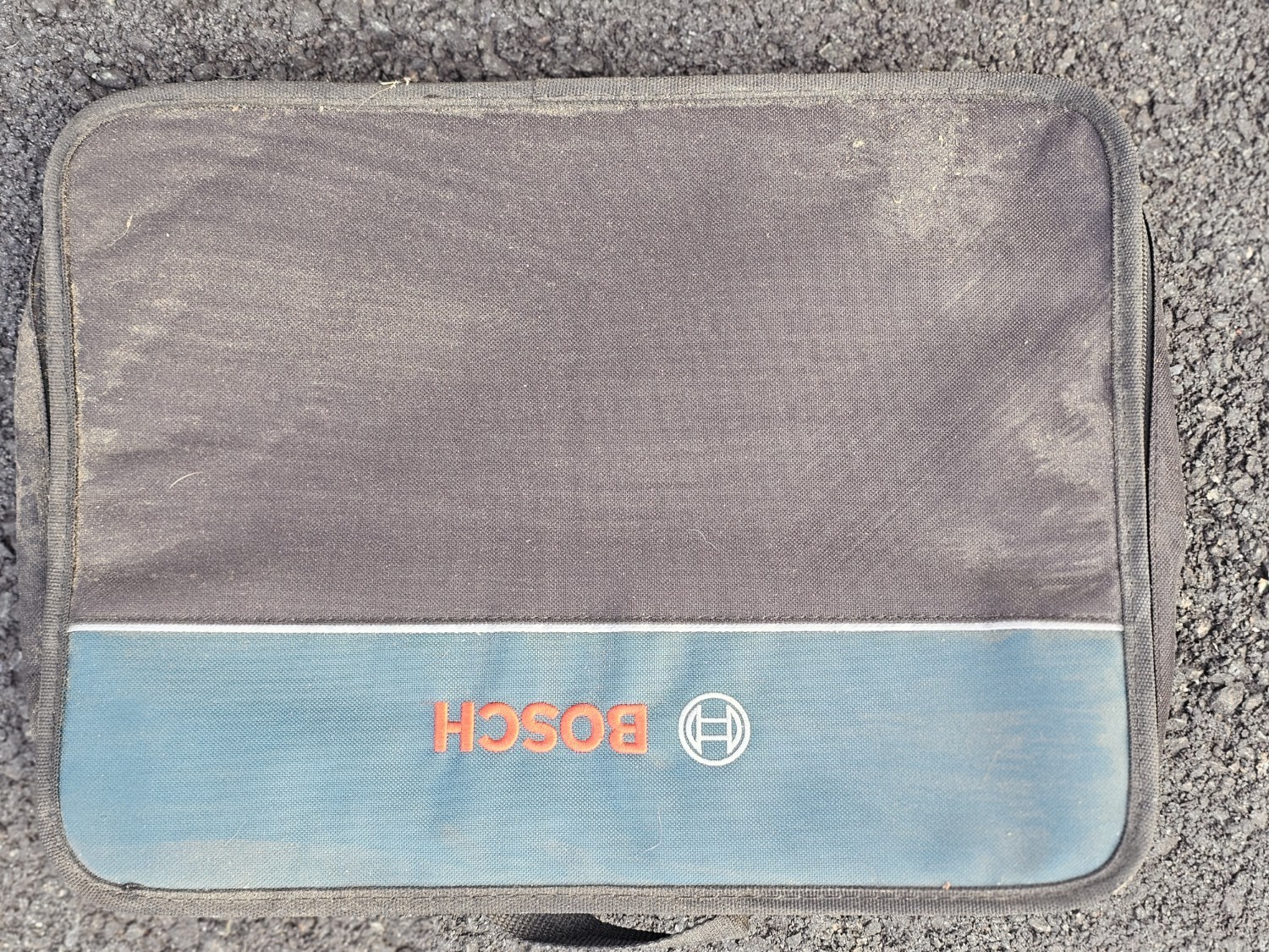 Bosch Contractors Tool Tote Bag 12-in x 9-in x 3-in with Handle