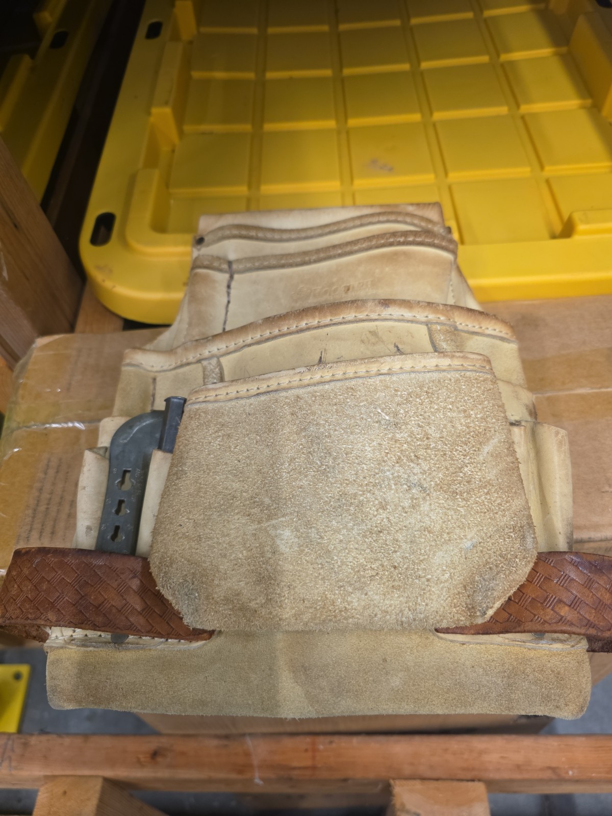Vintage Leather/Suede Tool Belt Rooster Products Carpenter Tool Pouch R-683