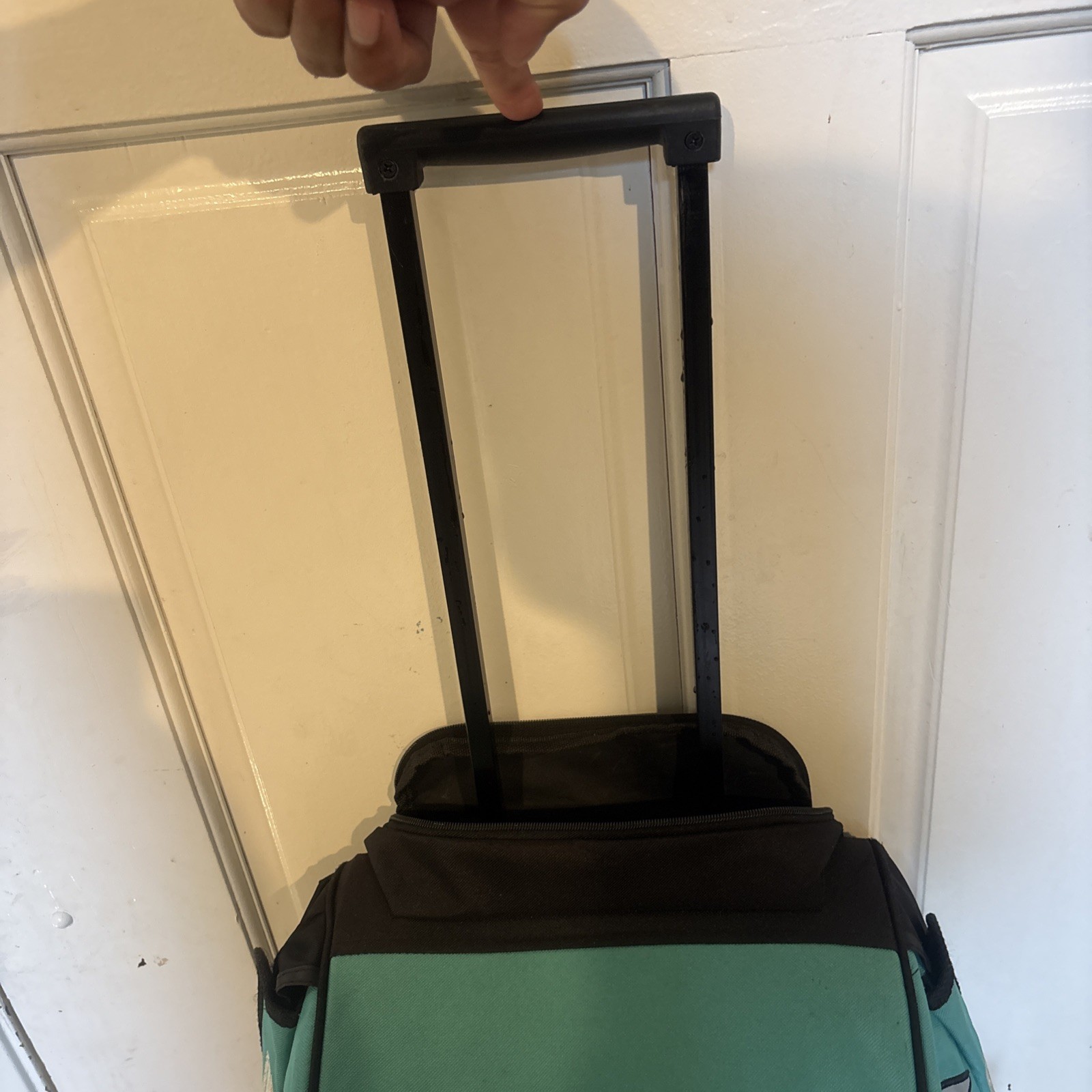Makita Heavy Duty Tool Bag with Wheels 831269-3 black Teal Spellout