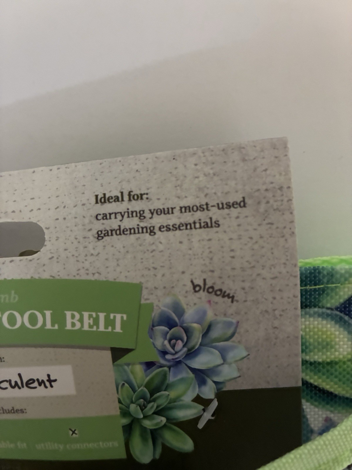 Seed & Sprout Gardening Adj Tool Belt, Durable Mesh, Pockets , Util. Conn NEW