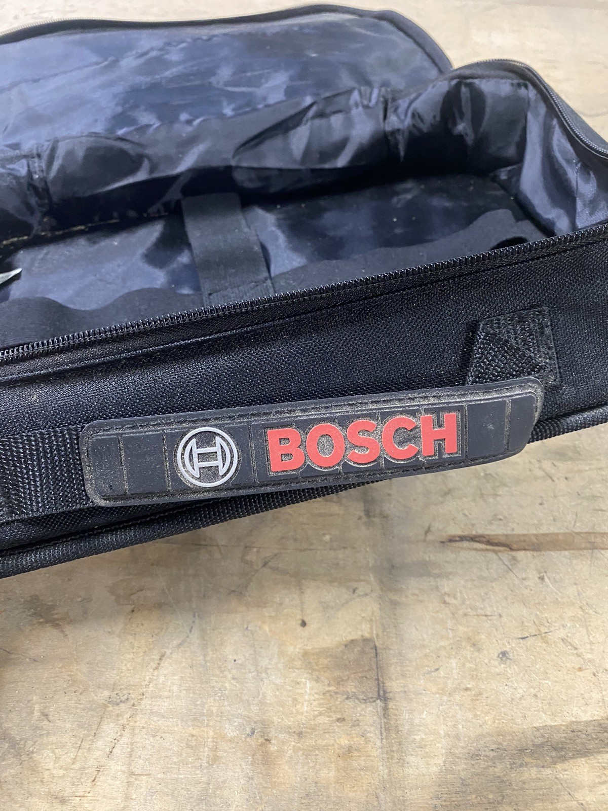 Genuine Bosch 12V MAX Tool Soft Case 12″x8.5″x3″ #2610937783