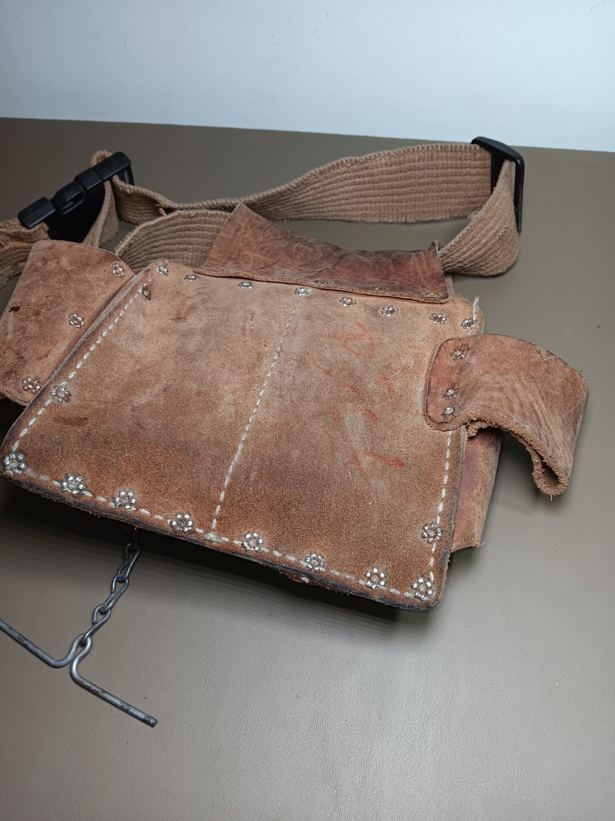 Vintage Sears Craftsman Leather Tool Belt Pouch Pre-Owned