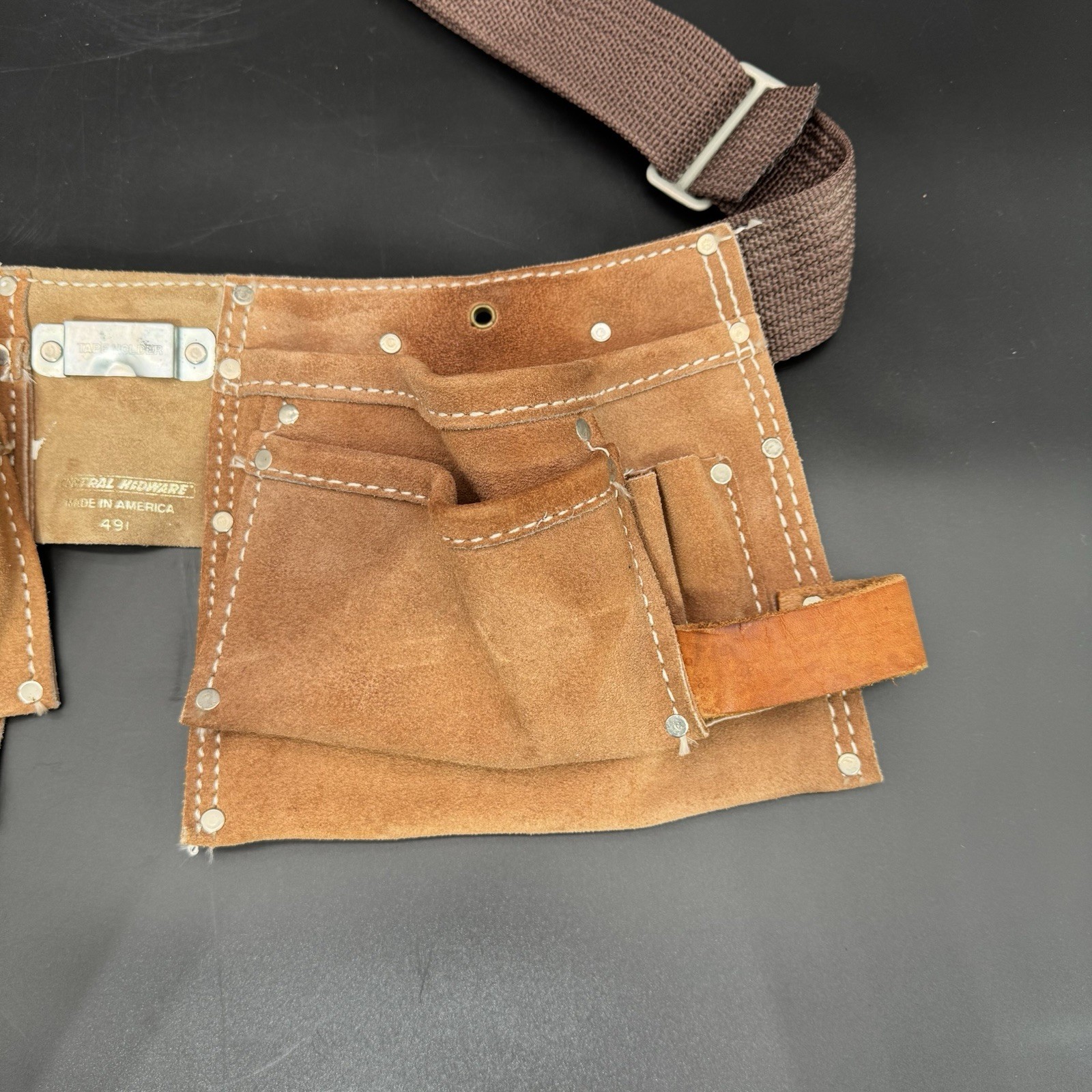 Multi Pocket Leather Tool Belt Locking Adjustable Waist Belt Central Hardware