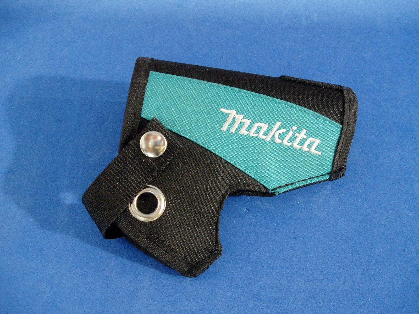 SMALL RIGHT HANDED DRILL HOLSTER WITH 6 PIECE BIT SET MAKITA & VERMONT AMERICAN