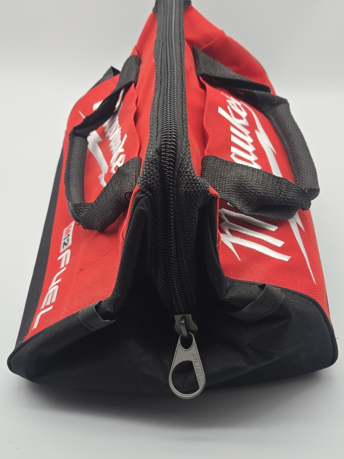 Milwaukee FUEL M12 13″ Heavy Duty Contractors Tool Bag M18 13″ x 9″ x 10″