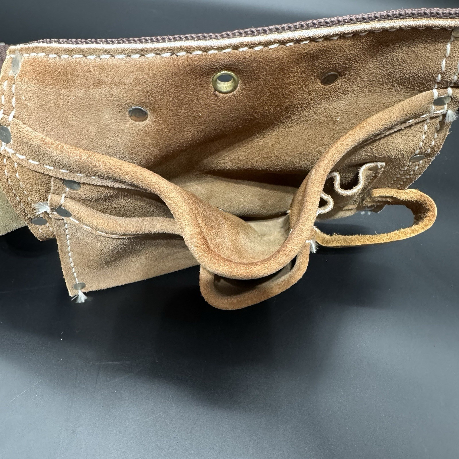 Multi Pocket Leather Tool Belt Locking Adjustable Waist Belt Central Hardware