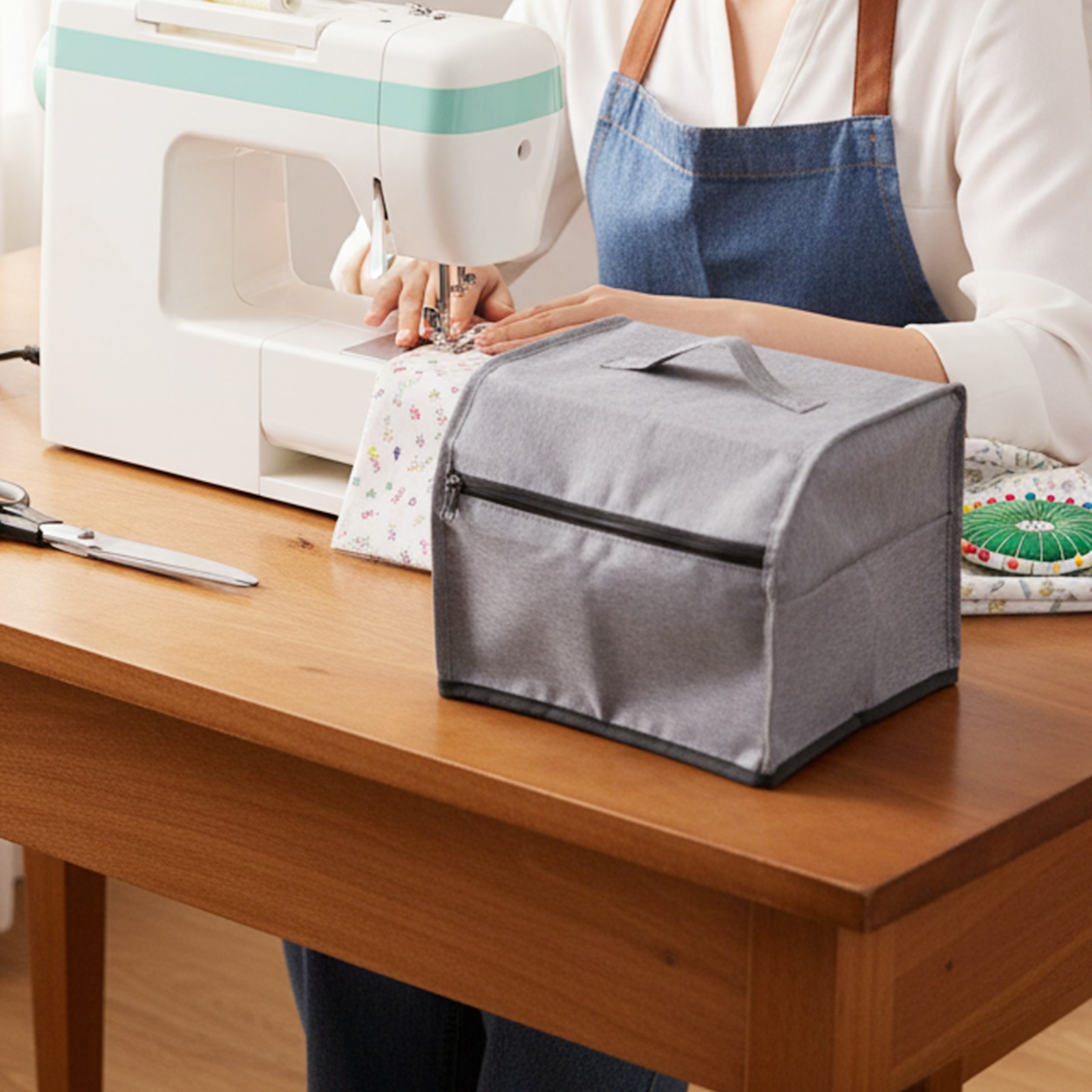 Oxford Cloth Overlock Sewing Machine Cover with Multiple Storage Options