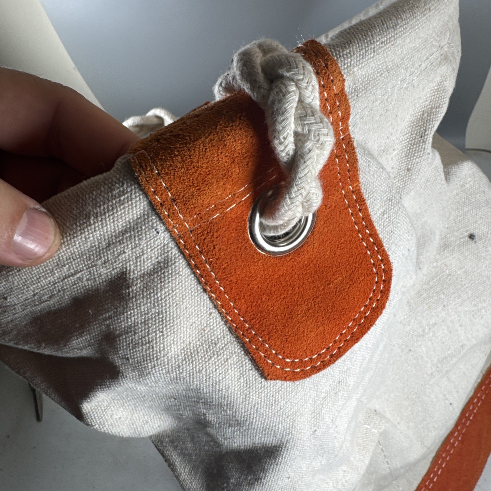 Voyager Round Canvas Bag NEW 4 Pockets Leather Reinforced HeavyWork Beach